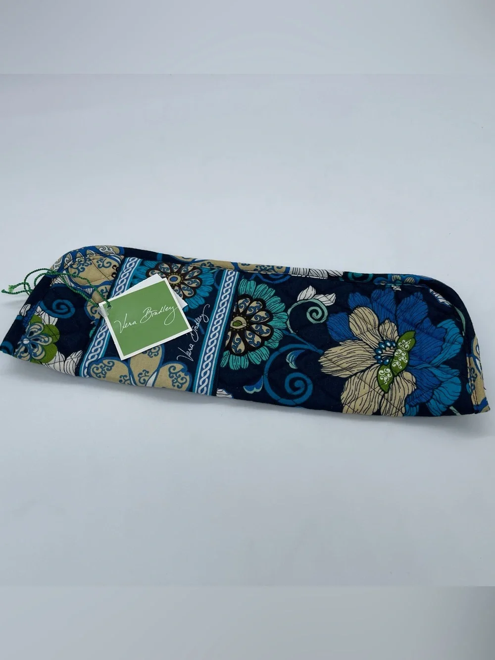 Vera Bradley highly sought RETIRED Mod Floral Blue design Set
